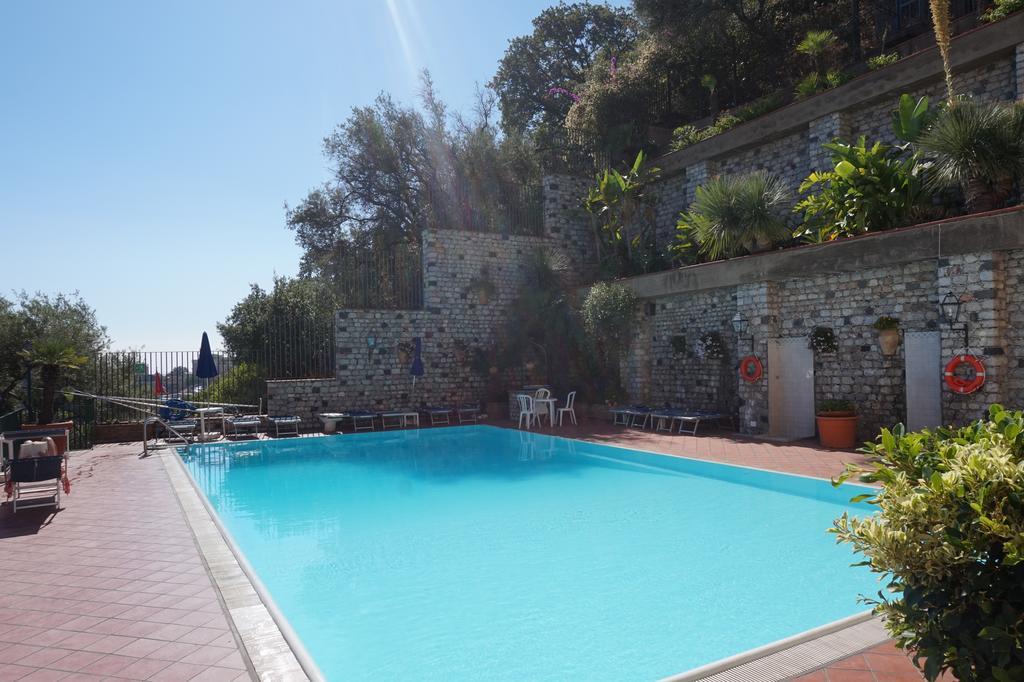 Bay Palace Mazzaro Hotel Taormina Exterior photo